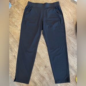 Eddie Bauer Women's Black Ankle Pants